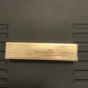 Still-gold goddess glitter&Glow